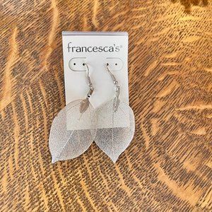 NWT Beautiful Silver Leaf Earrings